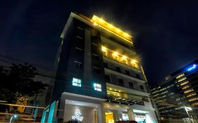 Zerenity Hotel & Suites